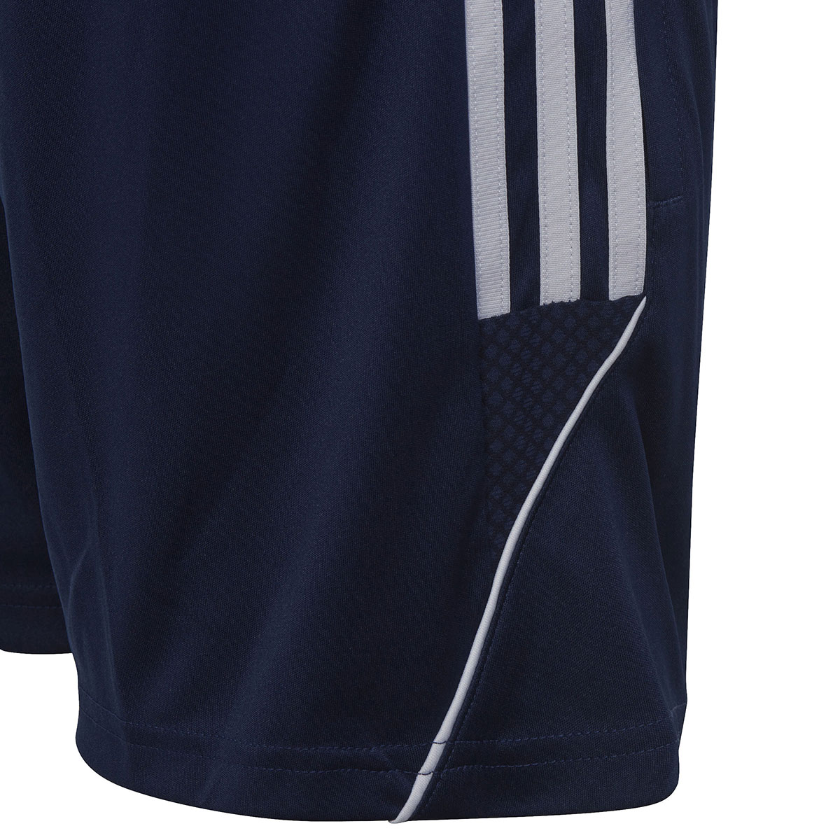 Adidas Kinder Training Shorts Tiro 23 blau